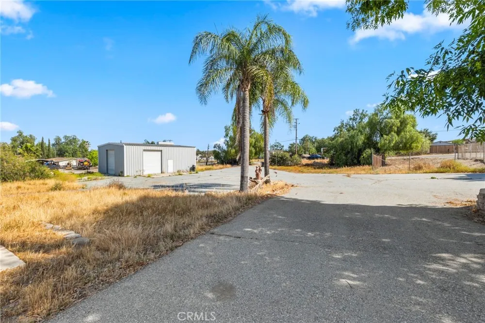 22540 Markham Street Perris, CA 92570