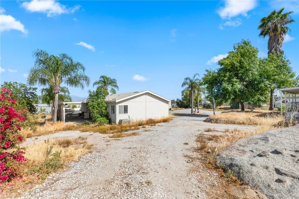 22540 Markham Street Perris, CA 92570