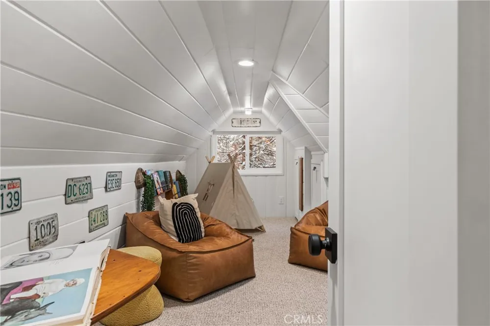 1149 Scenic Wy Rimforest, CA 92378