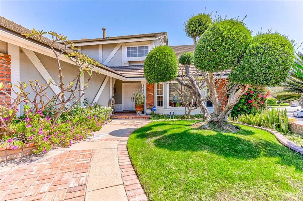 1638 Clear Creek Drive Fullerton, CA 92833