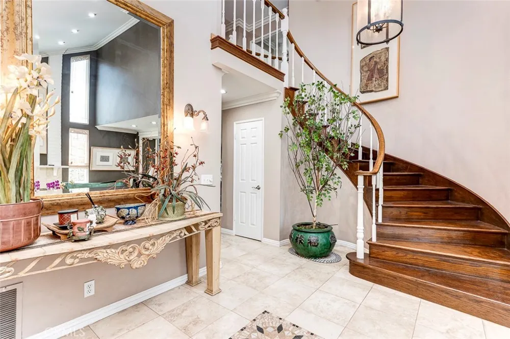 1638 Clear Creek Drive Fullerton, CA 92833
