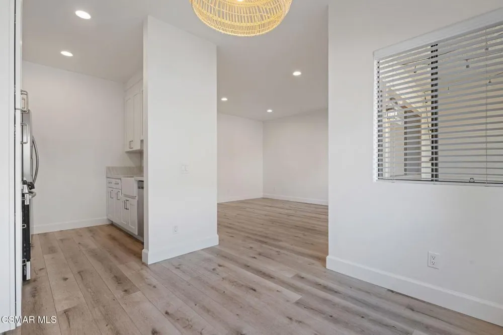 98 Maegan Place #6 Thousand Oaks, CA 91362