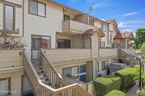98 Maegan Place #6