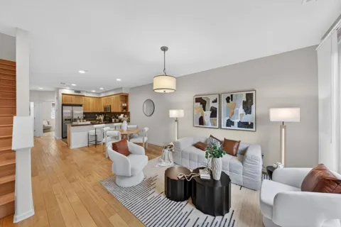 650 Almaden Walk Loop