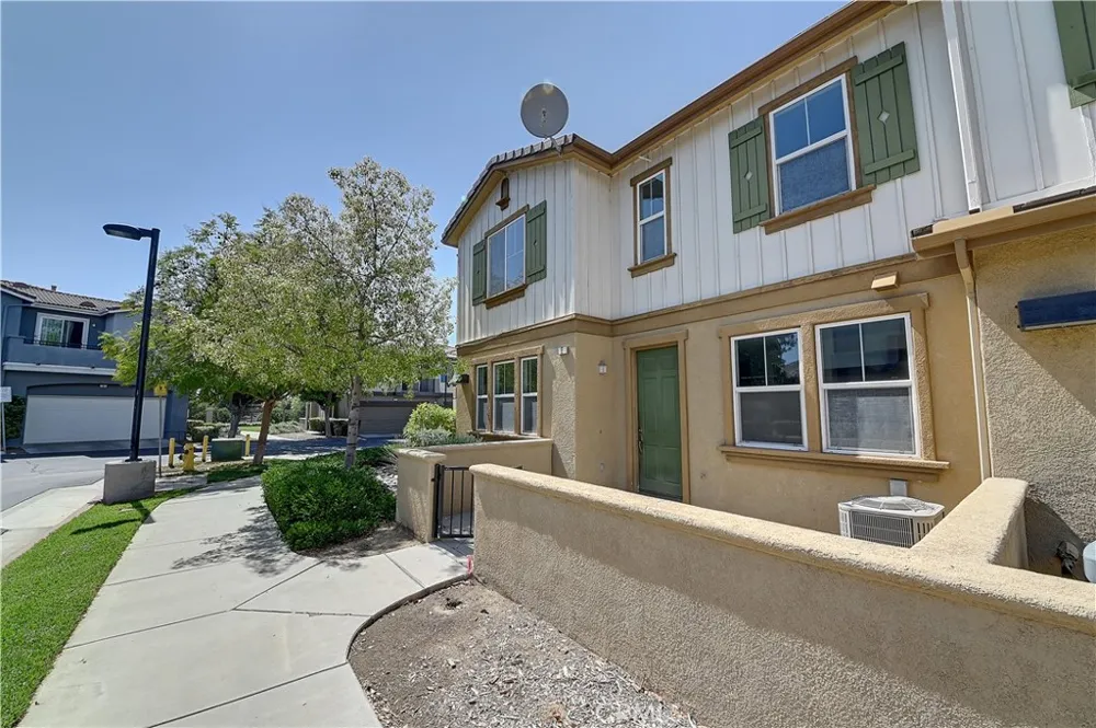 26287 Iris Avenue #E Moreno Valley, CA 92555