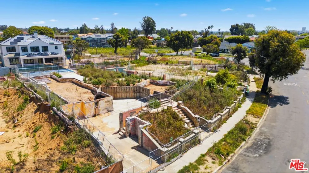622 Alma Real Drive Pacific Palisades, CA 90272