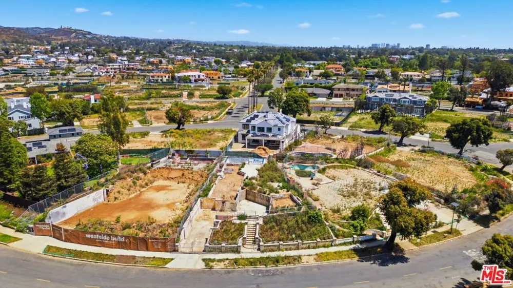 622 Alma Real Drive Pacific Palisades, CA 90272