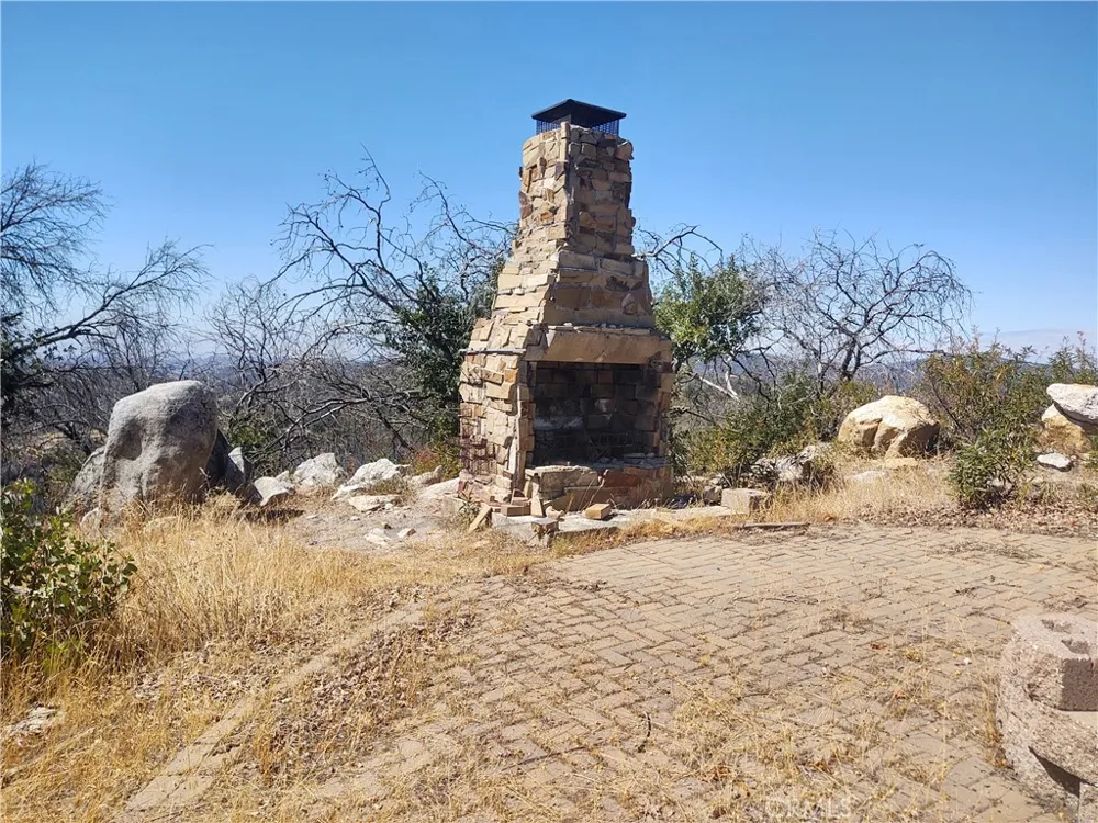 363 Raccoon Road Berry Creek, CA 95916