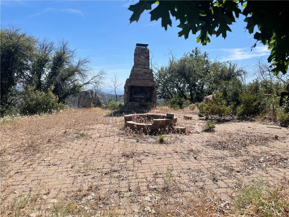 363 Raccoon Road Berry Creek, CA 95916