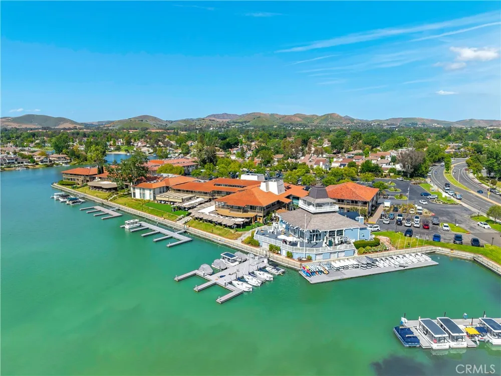 1108 Landsburn Circle Westlake Village, CA 91361