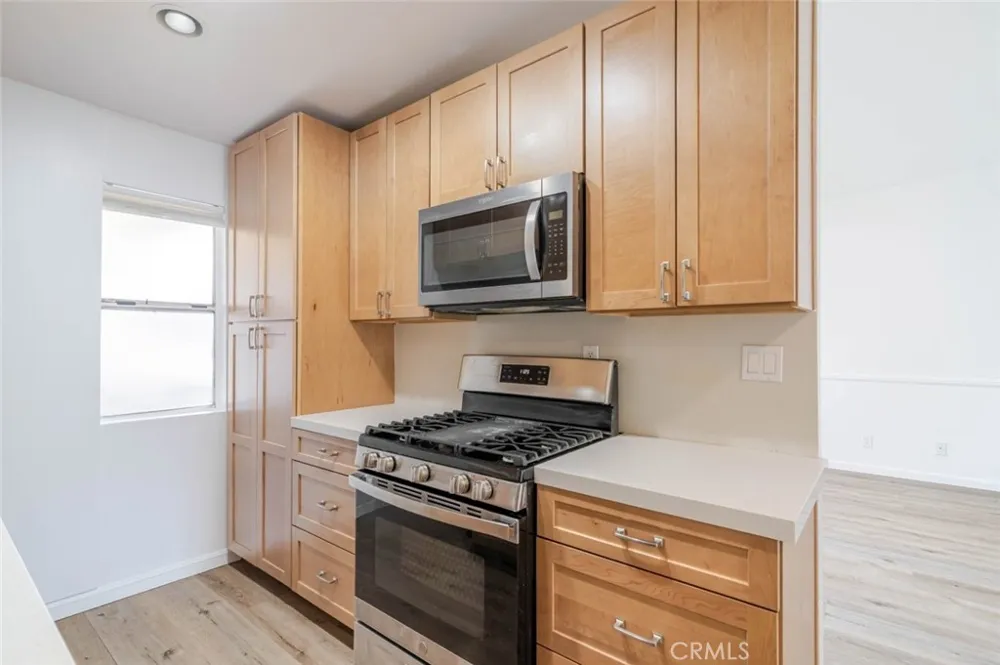 9920 Jordan Avenue #9 Chatsworth, CA 91311