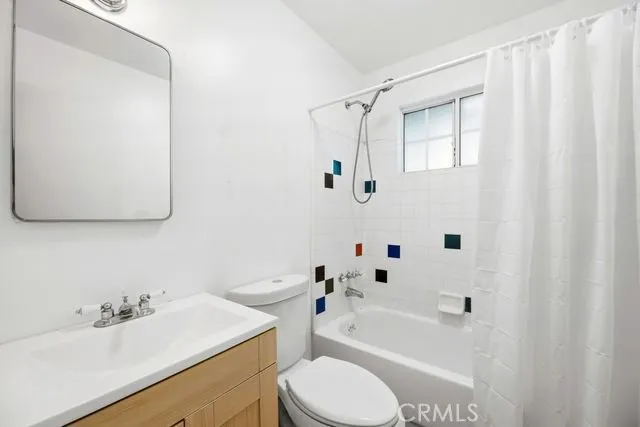 2285 Lausanne Drive Wrightwood, CA 92397