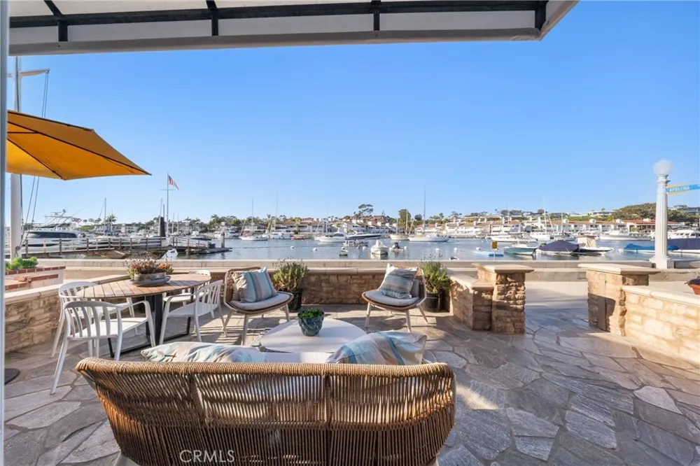 1011 Bay Front Newport Beach, CA 92662