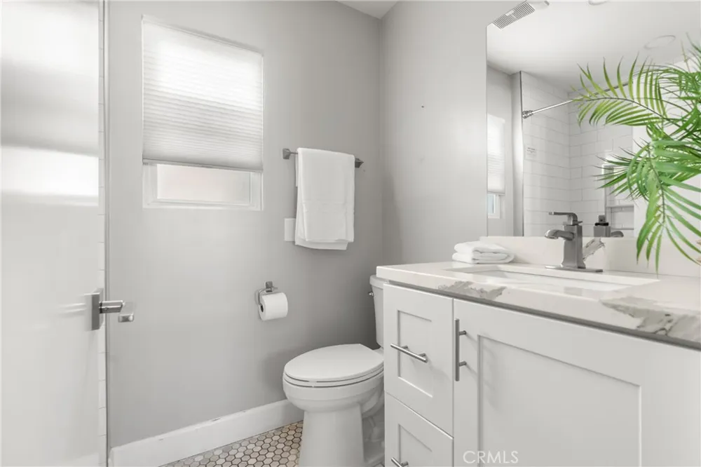 1011 Bay Front Newport Beach, CA 92662