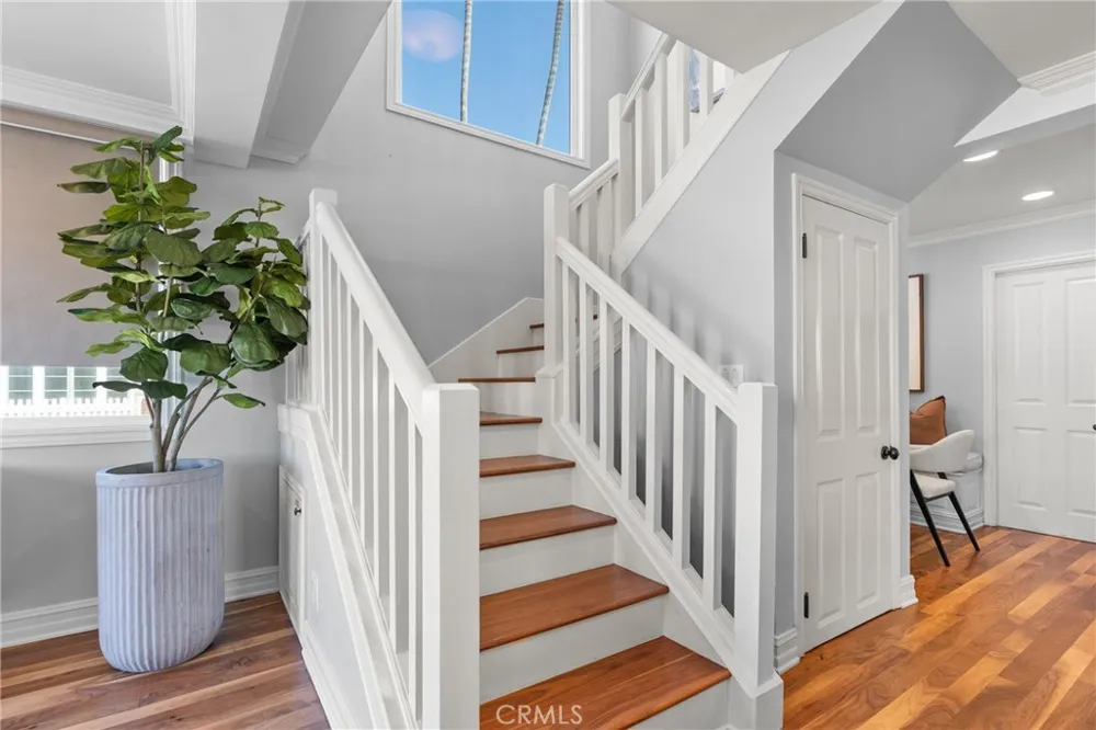 1011 Bay Front Newport Beach, CA 92662