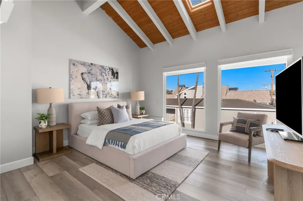 1011 Bay Front Newport Beach, CA 92662