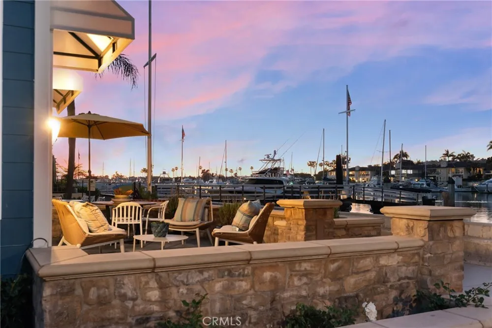1011 Bay Front Newport Beach, CA 92662