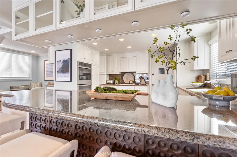 1011 Bay Front Newport Beach, CA 92662