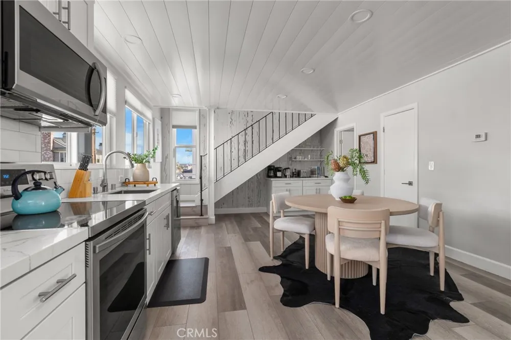 1011 Bay Front Newport Beach, CA 92662