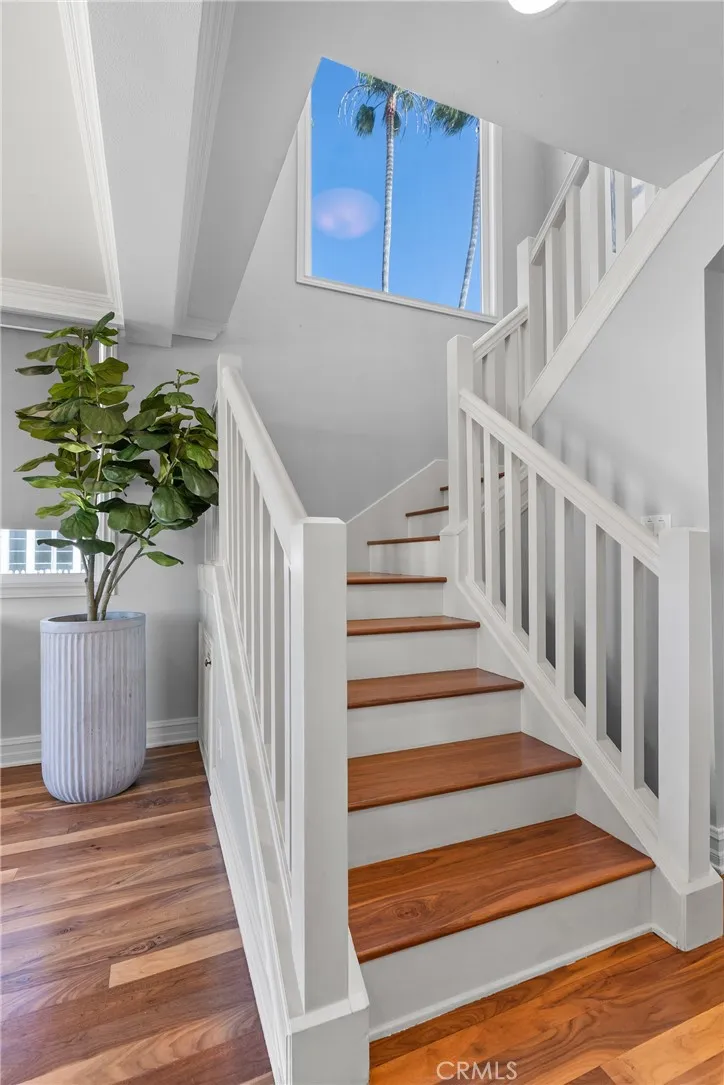 1011 Bay Front Newport Beach, CA 92662