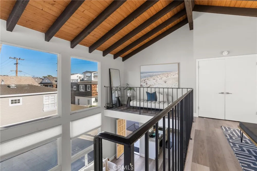 1011 Bay Front Newport Beach, CA 92662