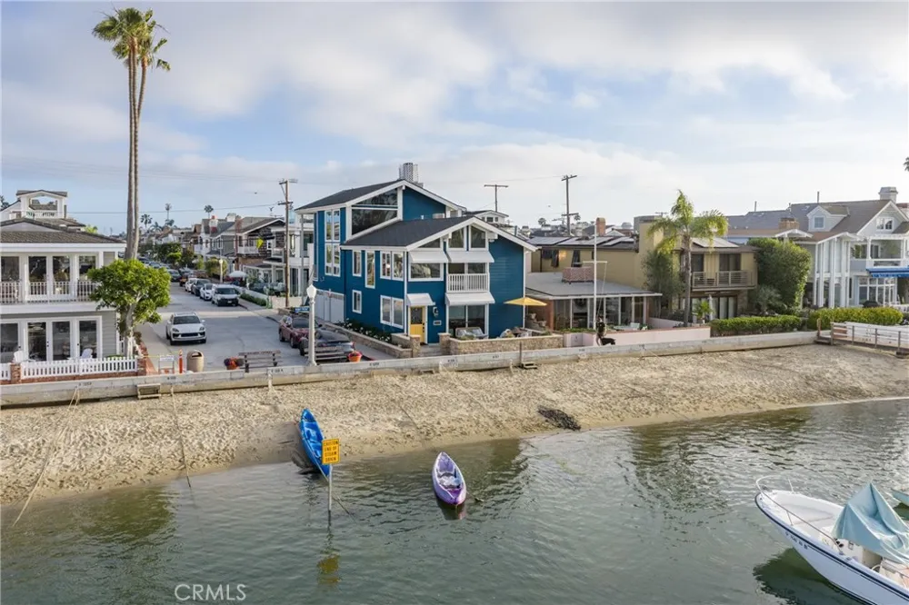 1011 Bay Front Newport Beach, CA 92662