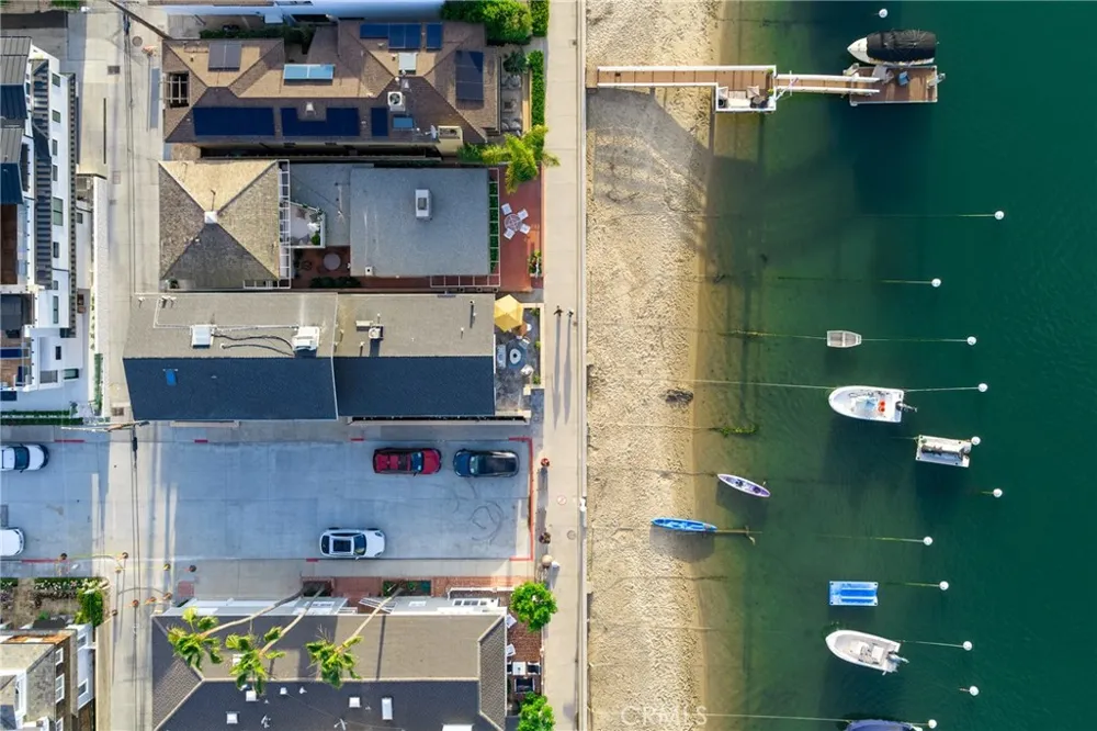 1011 Bay Front Newport Beach, CA 92662