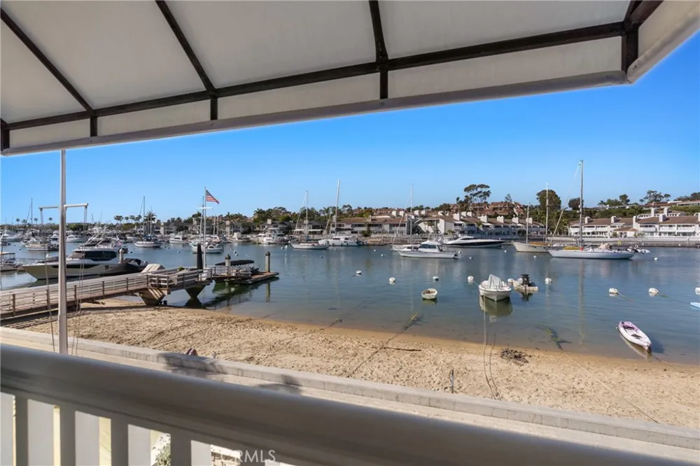 1011 Bay Front Newport Beach, CA 92662