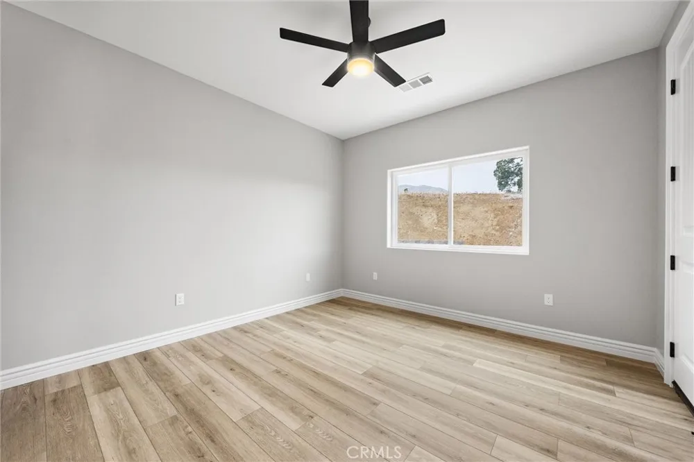 21116 Stage Dr Tehachapi, CA 93561