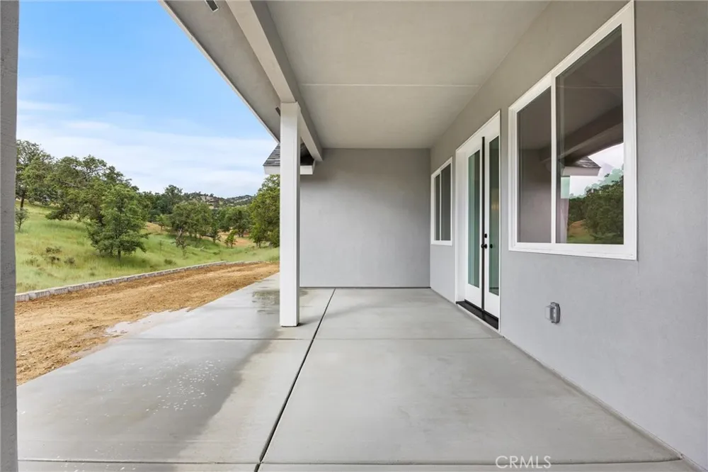 21116 Stage Dr Tehachapi, CA 93561
