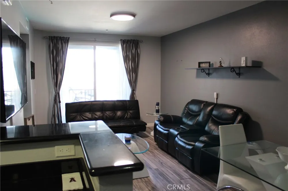 1801 E Katella #2014 Anaheim, CA 92805