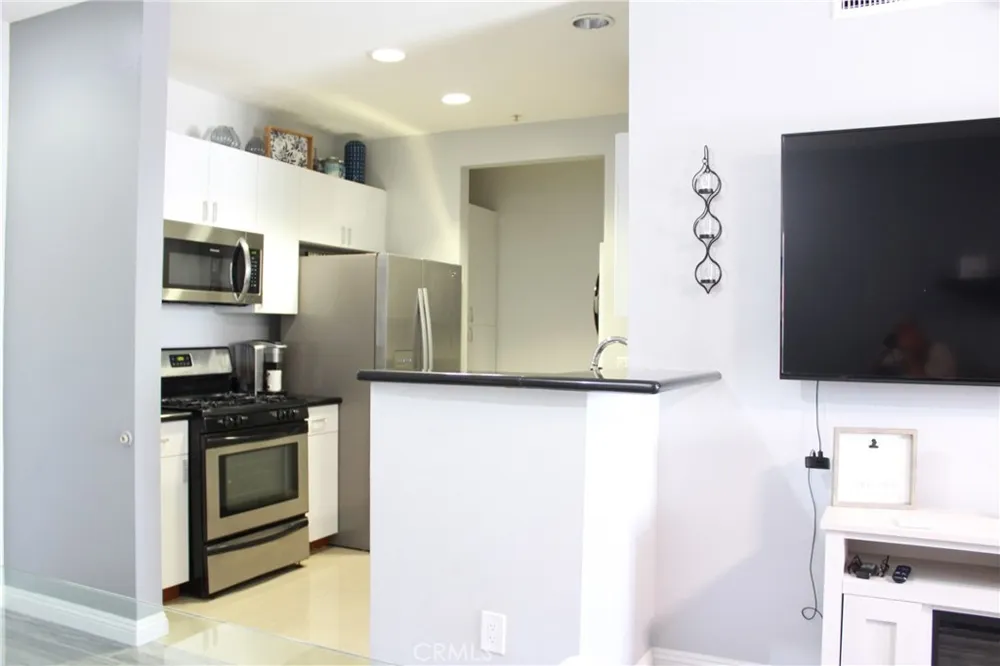 1801 E Katella #2014 Anaheim, CA 92805