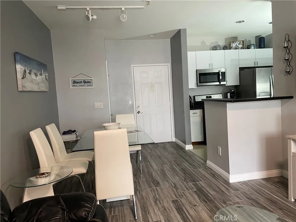 1801 E Katella #2014 Anaheim, CA 92805