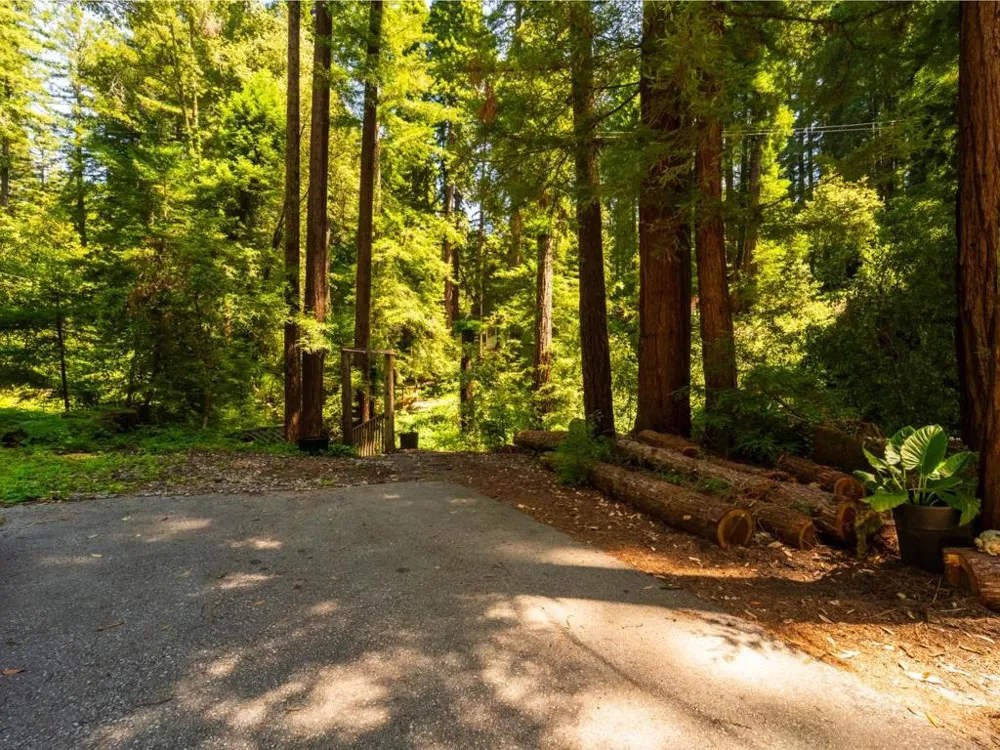 414 Hiawatha Road Boulder Creek, CA 95006
