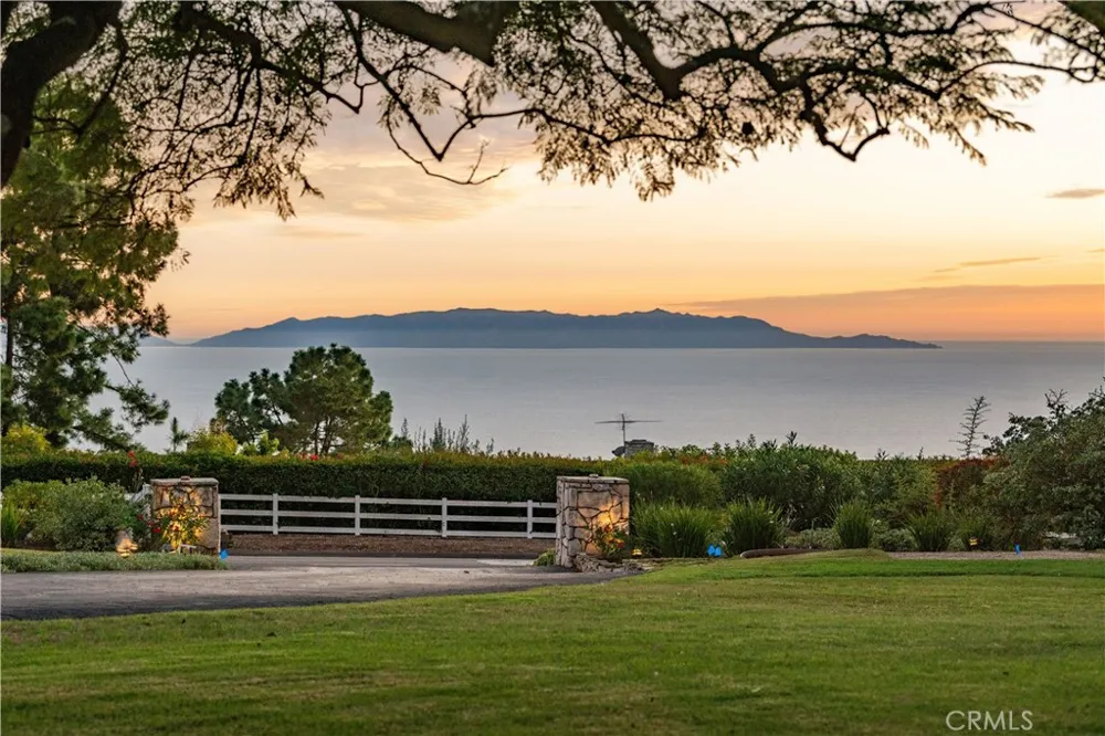 34 Crest E Rolling Hills, CA 90274