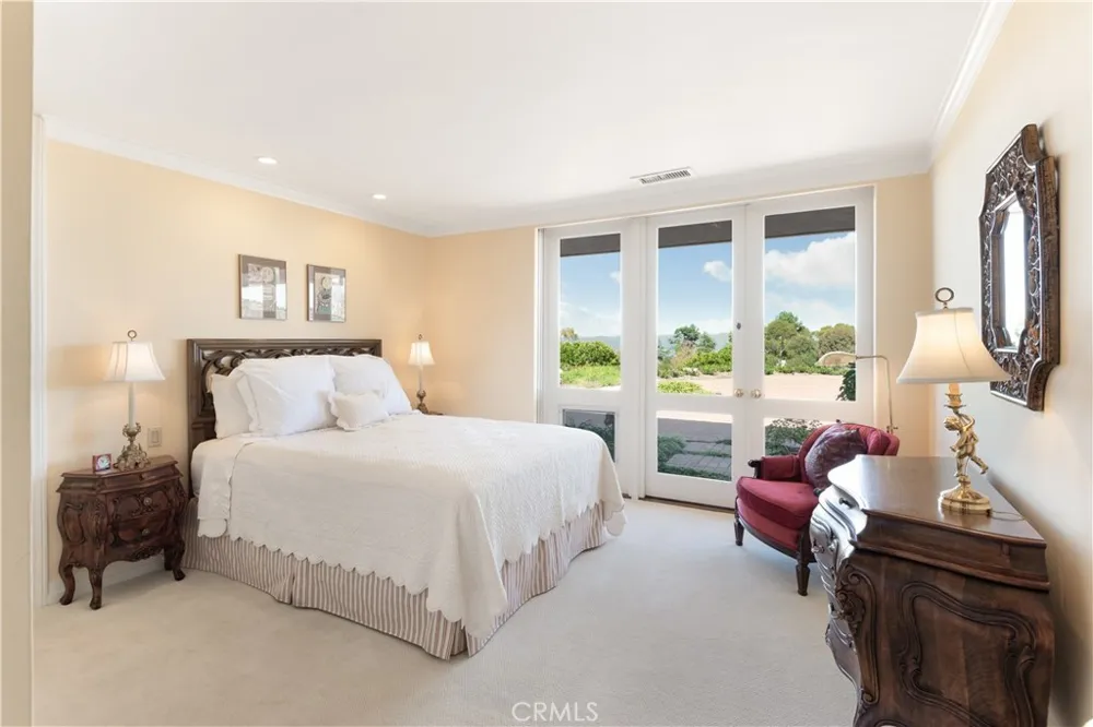 34 Crest E Rolling Hills, CA 90274