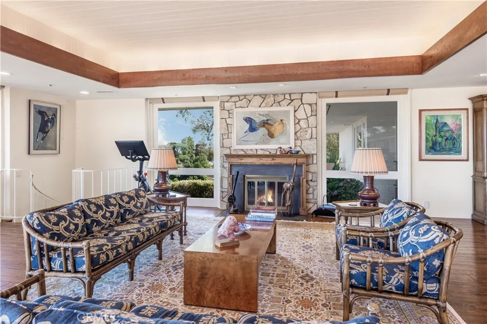 34 Crest E Rolling Hills, CA 90274