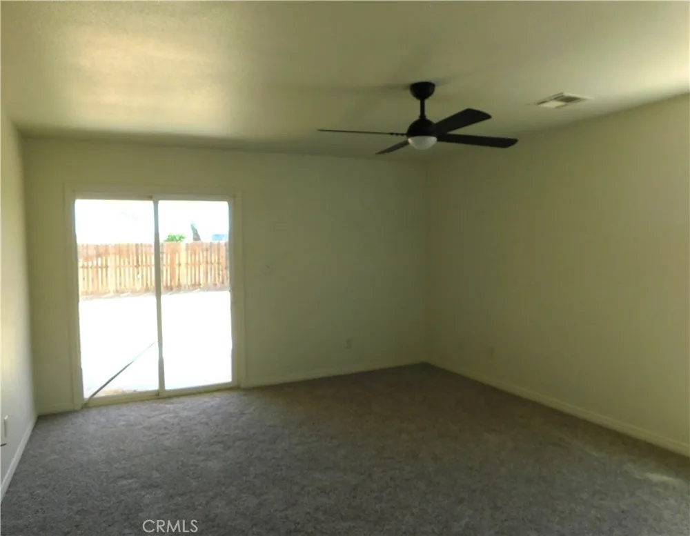 8560 Eucalyptus California City, CA 93505