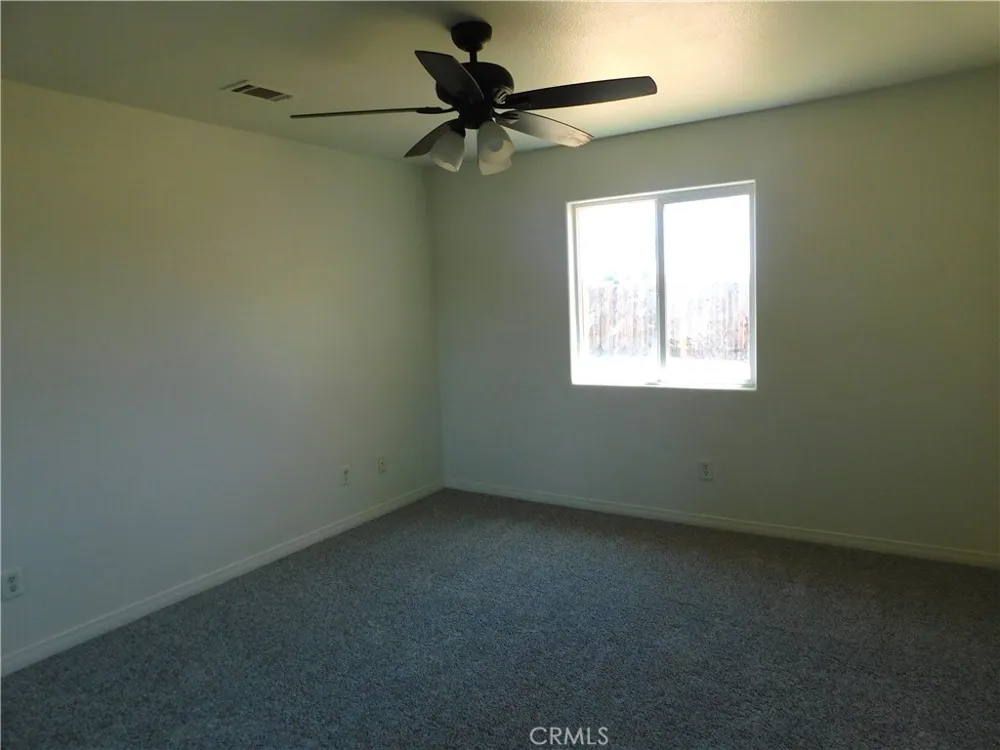 8560 Eucalyptus California City, CA 93505