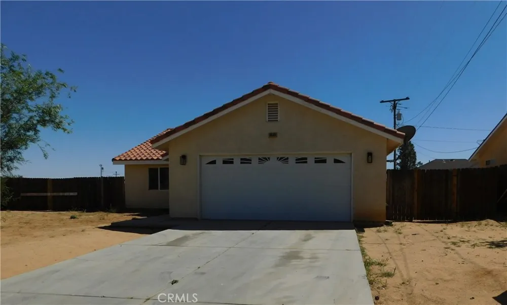8560 Eucalyptus California City, CA 93505