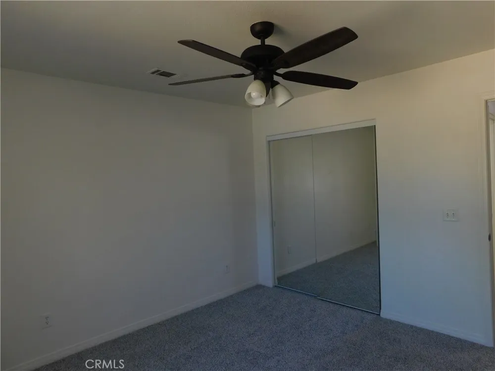 8560 Eucalyptus California City, CA 93505