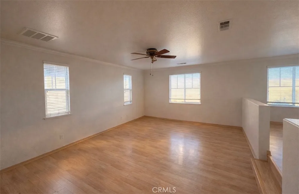 41039 Sunsprite Lake Elsinore, CA 92532