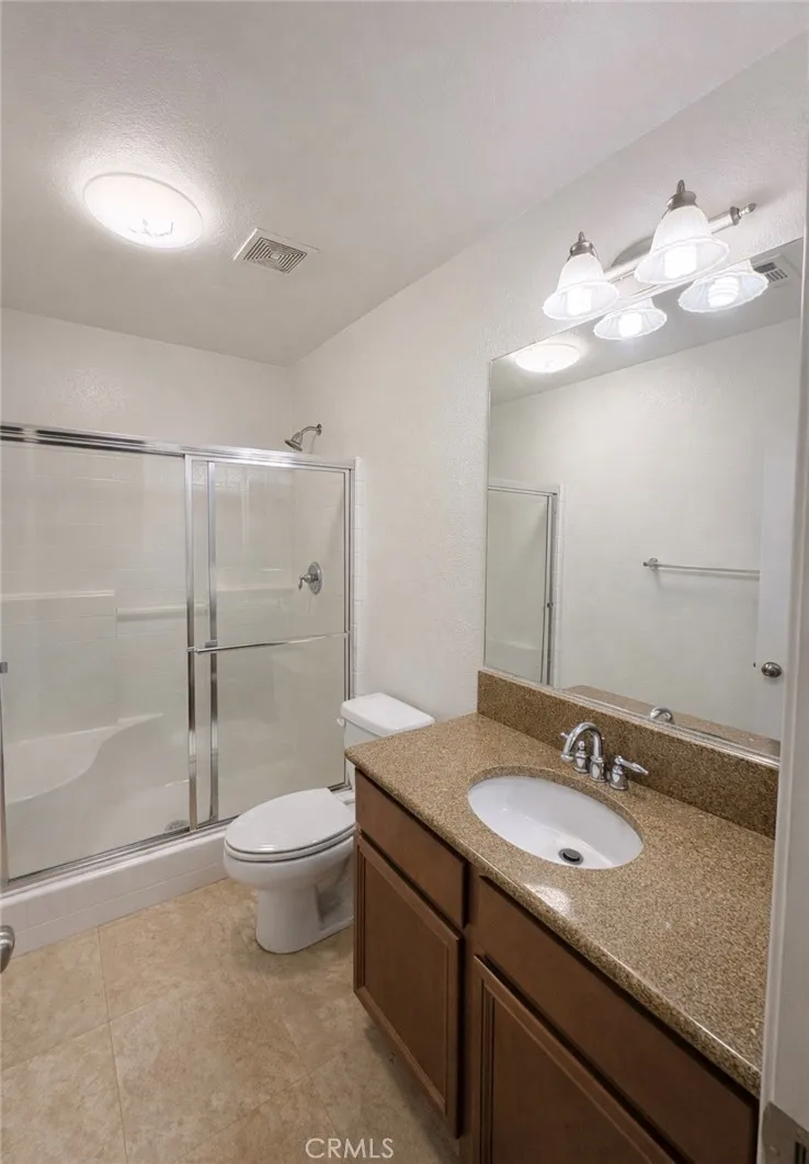41039 Sunsprite Lake Elsinore, CA 92532