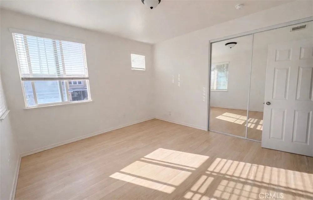 41039 Sunsprite Lake Elsinore, CA 92532