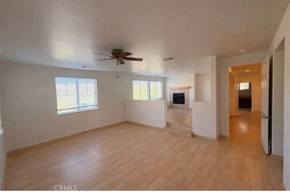 41039 Sunsprite Lake Elsinore, CA 92532