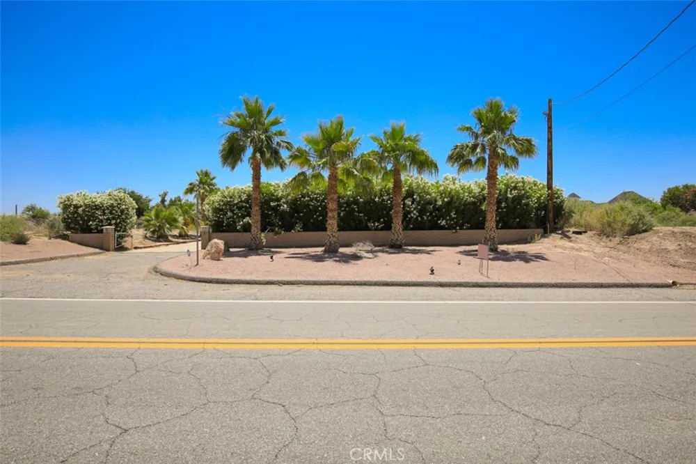 7823 Rio Vista Drive Big River, CA 92242