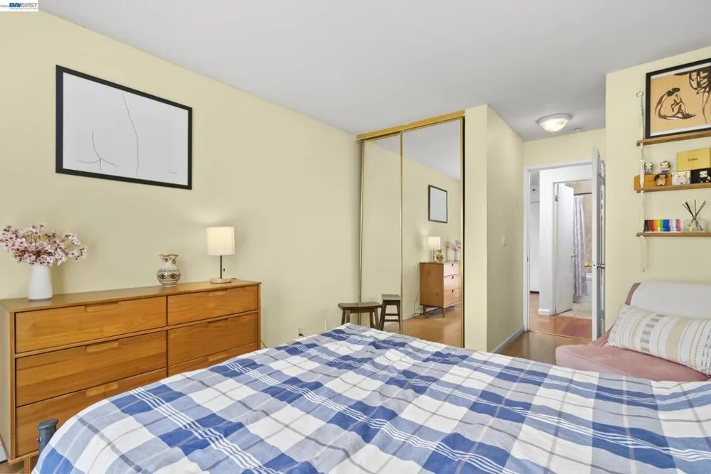 16006 E 14Th St #218 San Leandro, CA 94578