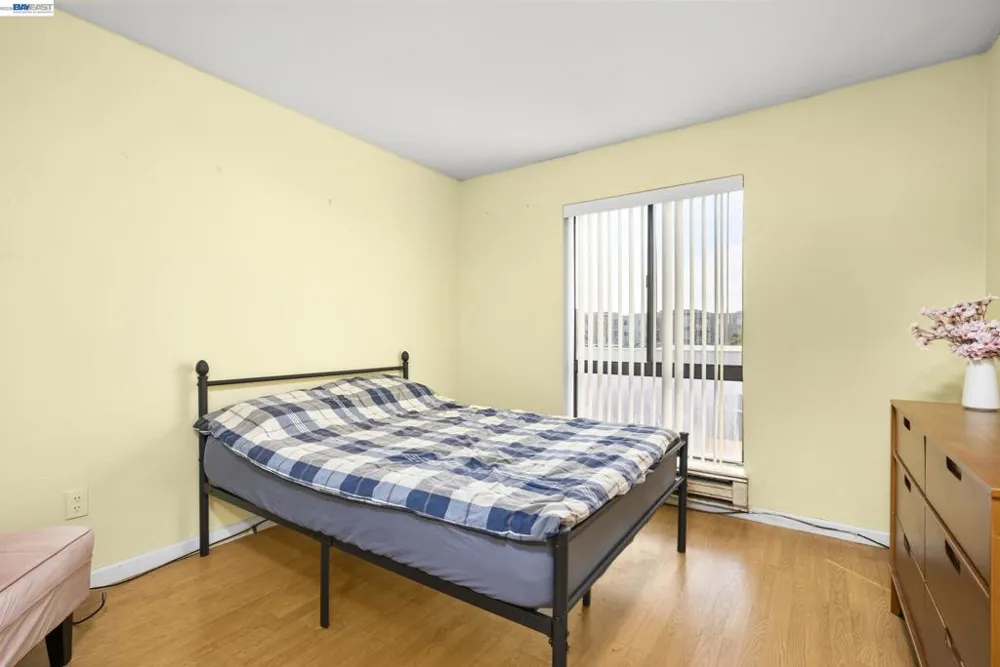 16006 E 14Th St #218 San Leandro, CA 94578