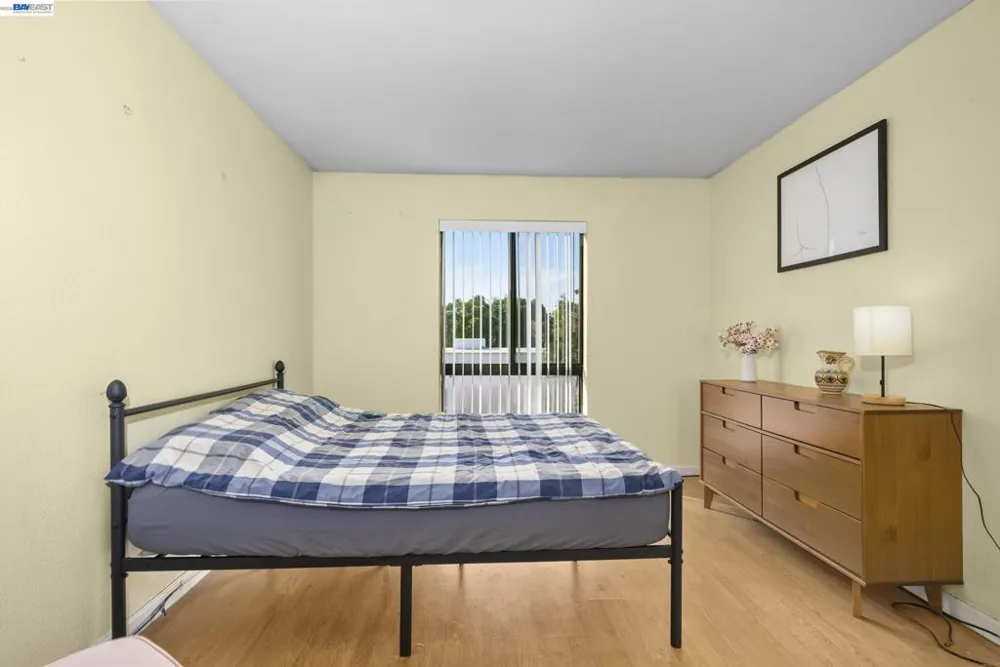 16006 E 14Th St #218 San Leandro, CA 94578