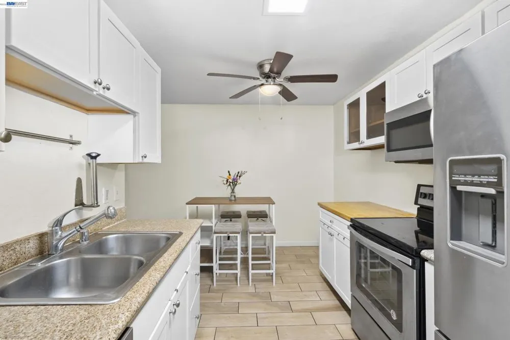 16006 E 14Th St #218 San Leandro, CA 94578